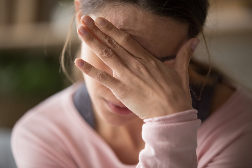 Spíte jenom 4 hodiny denně? Tento režim vám katastrofálně zničí fyzické i psychické zdraví